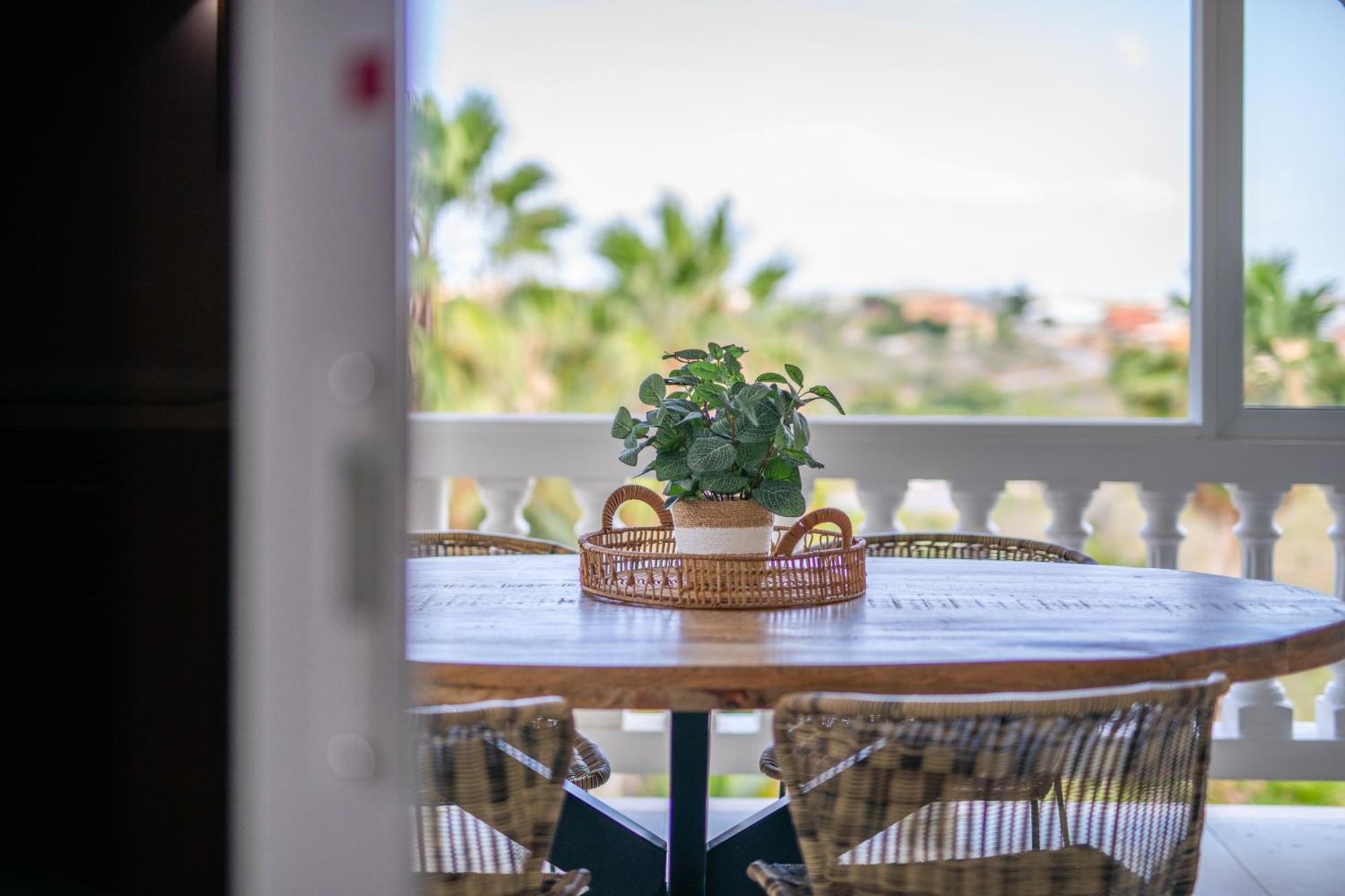 Jt Curacao Apartments Jan Thiel Екстер'єр фото