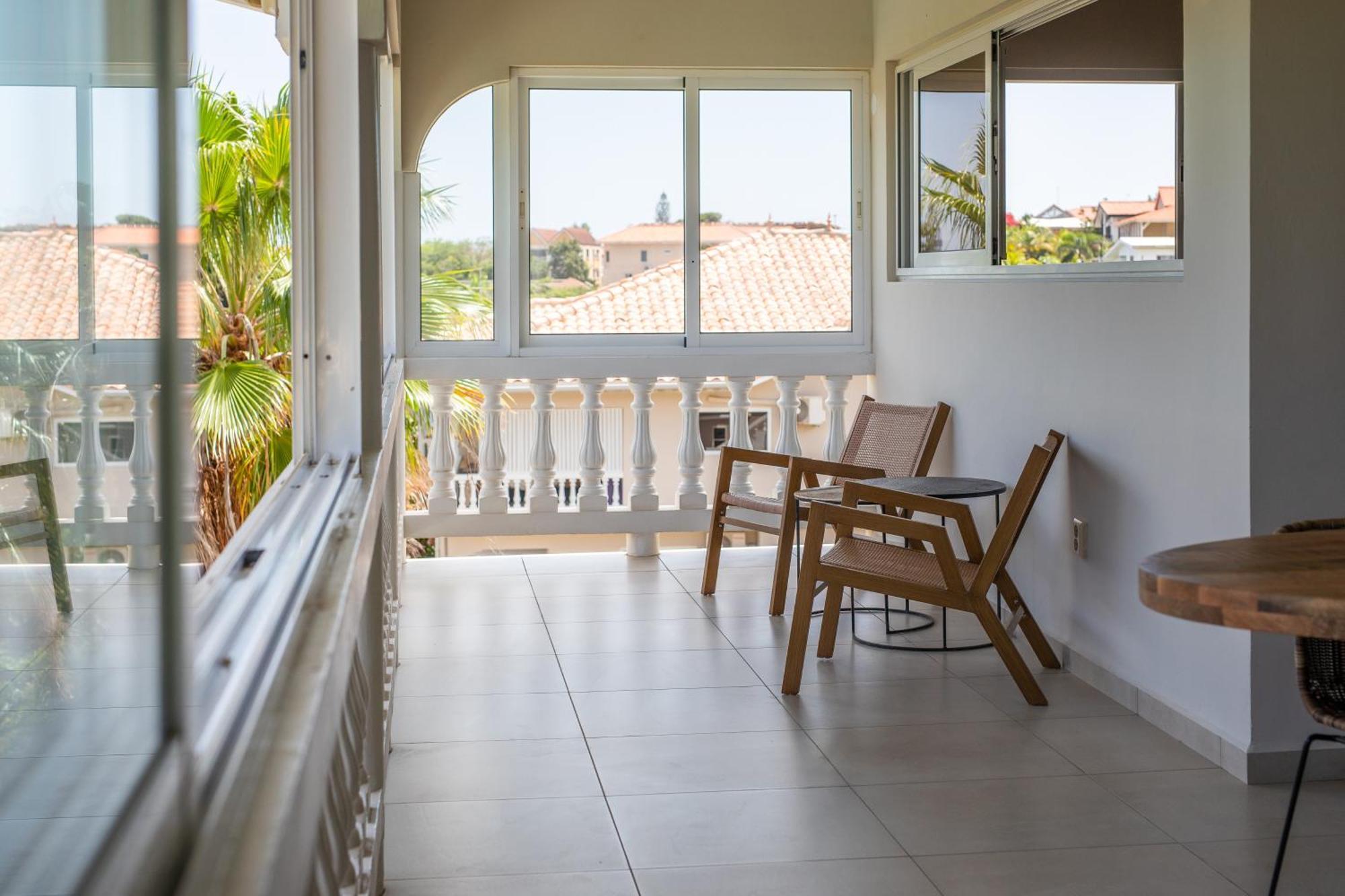 Jt Curacao Apartments Jan Thiel Екстер'єр фото